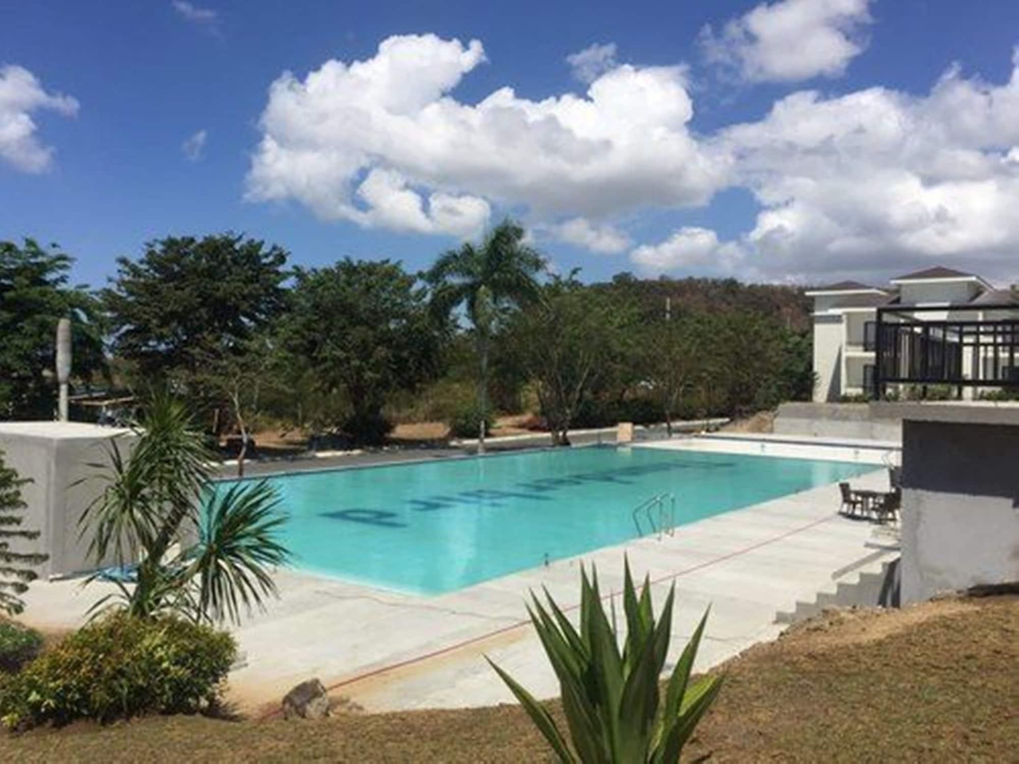 Thunderbird Resorts - Rizal Binangonan Екстериор снимка