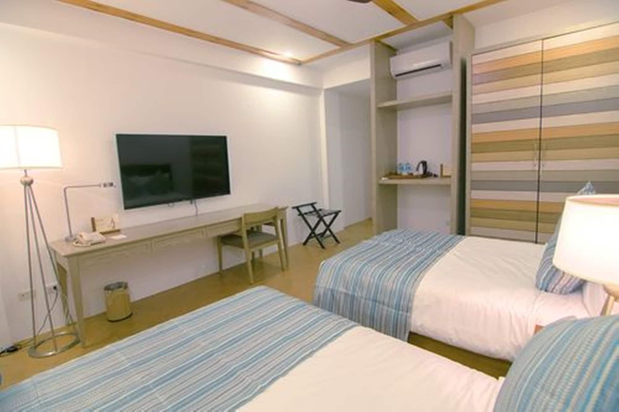 Thunderbird Resorts - Rizal Binangonan Екстериор снимка