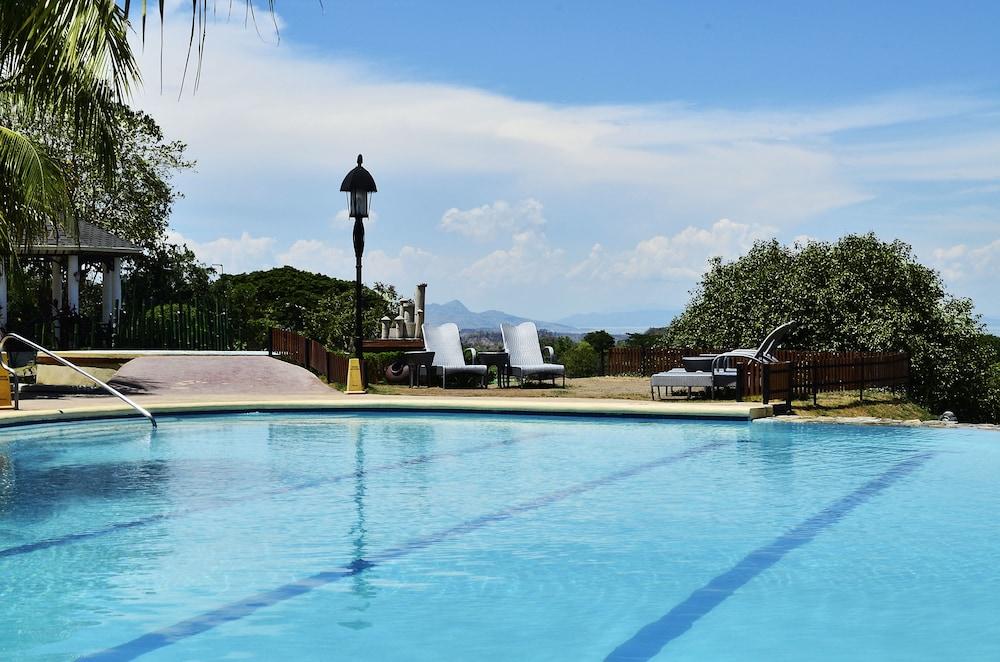 Thunderbird Resorts - Rizal Binangonan Екстериор снимка