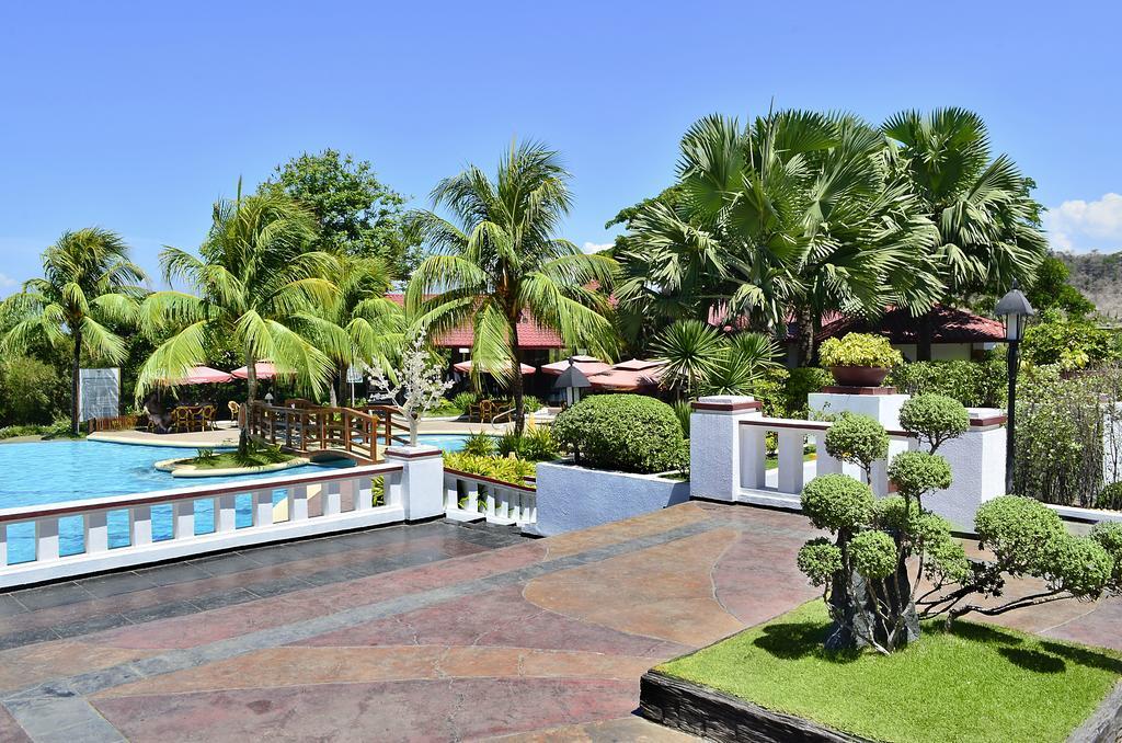 Thunderbird Resorts - Rizal Binangonan Екстериор снимка