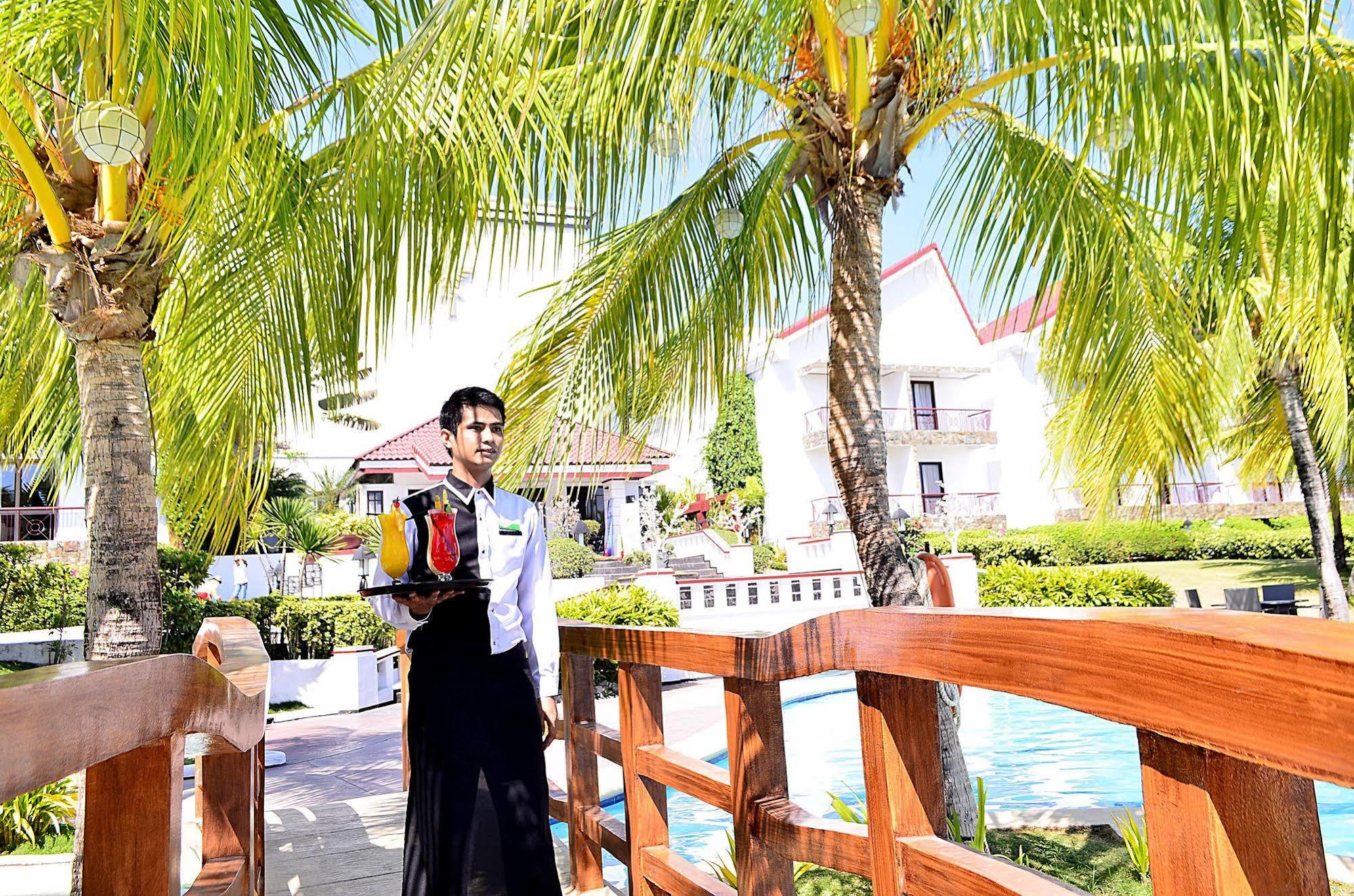 Thunderbird Resorts - Rizal Binangonan Екстериор снимка